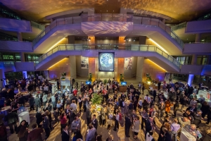 More than 450 attendees gathered at Benaroya Hall, the home of the Seattle Symphony, for the largest-ever MIT community event in Seattle. Photo courtesy of MIT Resource Development.