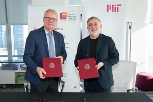 Christoph Meinel (left), professor and managing director at the Hasso Plattner Institute, and Hashim Sarkis, dean of the MIT School of Architecture and Planning, attended a signing ceremony for the agreement establishing the Hasso Plattner Institute-MIT Research Program on Designing for Sustainability.