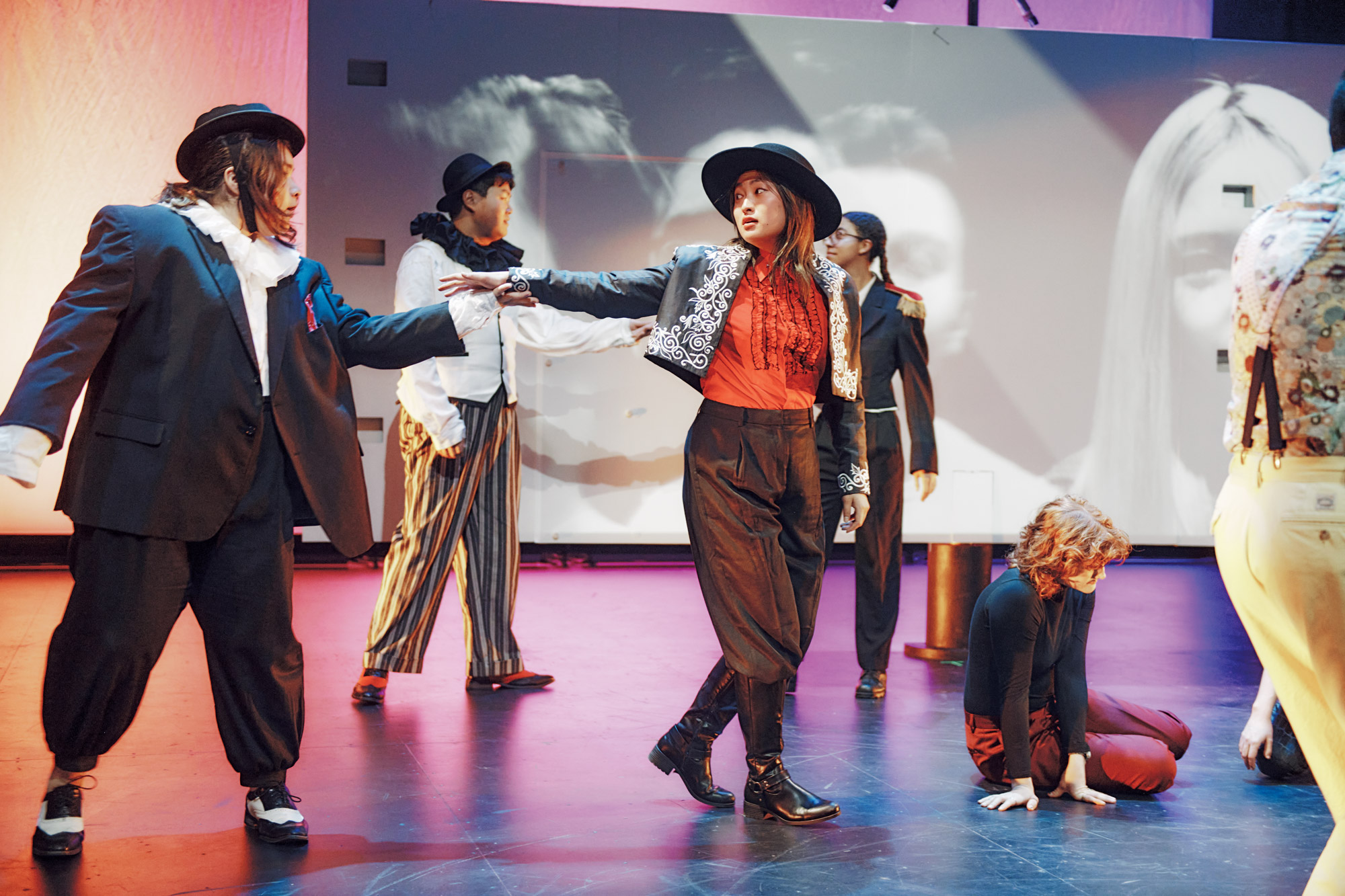 MIT students conduct a technical run-through of La Vida es Sueño (Life Is a Dream)